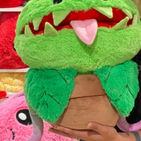 🎉 HOST PICK 🎉 Squishable Venus Flytrap 🥰 - Picture 6 of 6